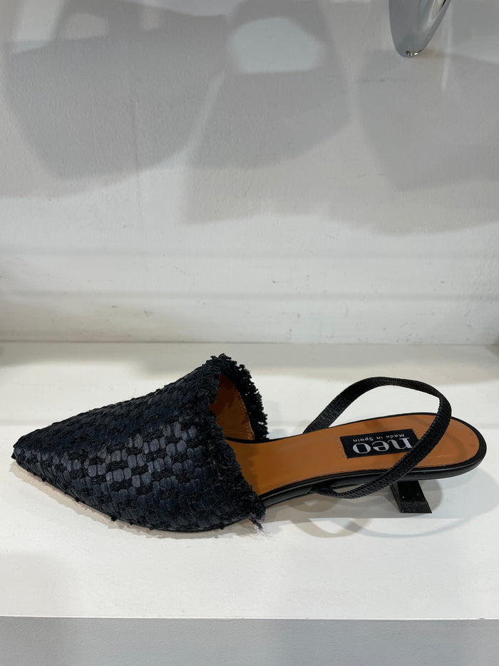 Neo Shoe Raffia Heeled Sling Back Black AG-25058