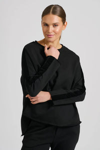 Est 1971 Raw Velvet Trim Sweatshirt Black