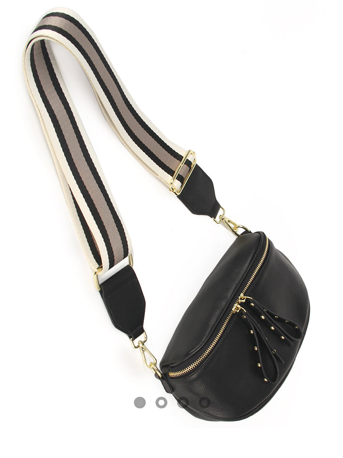 Hi Ho Bag Obsessed Black/Gold Woven Strap