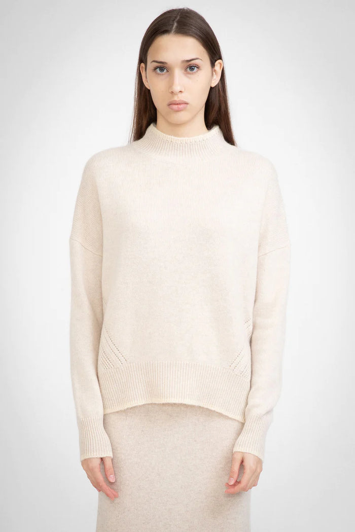 ALEGER Cashmere Blend Contast Crew Sweater in Shell N.08