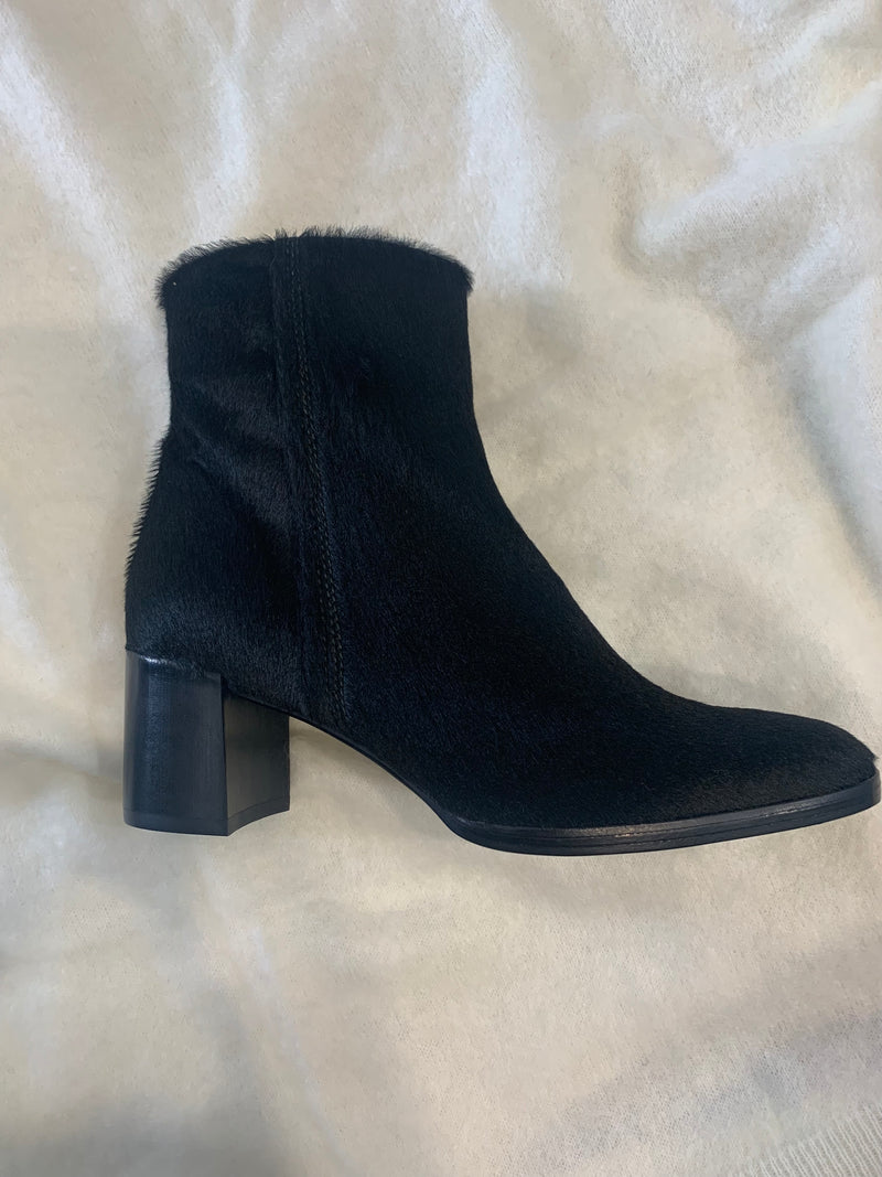 Zinda Black Pony Boot 2034