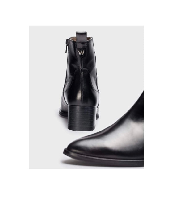 Wonders Black Medium Heeled Ankle Boot E6901