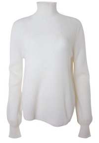 Alessandra Pepper White