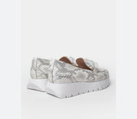 Wonders Patent Silver Loafers in Reptile Print