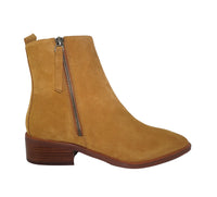 Eos Aleksi Camel