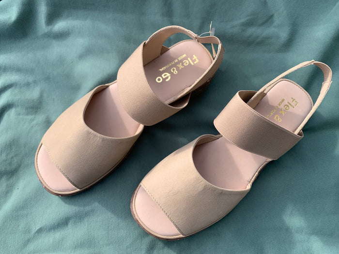 Flex & Go Nubuck Flax Sandal