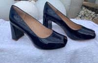Unisa Ocean patent leather heel